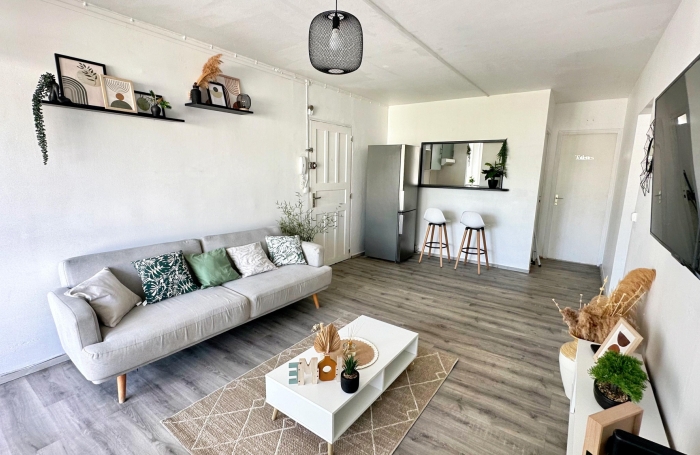 Appartement 3 pi&egrave;ces d'environ 55 m2 meubl&eacute; &eacute;quip&eacute; lou&eacute; &agrave; Dugazon ABYMES