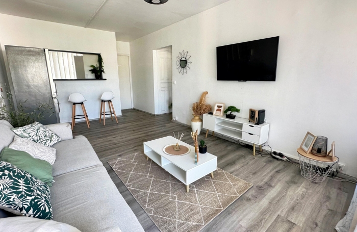 Appartement 3 pi&egrave;ces d'environ 55 m2 meubl&eacute; &eacute;quip&eacute; lou&eacute; &agrave; Dugazon ABYMES