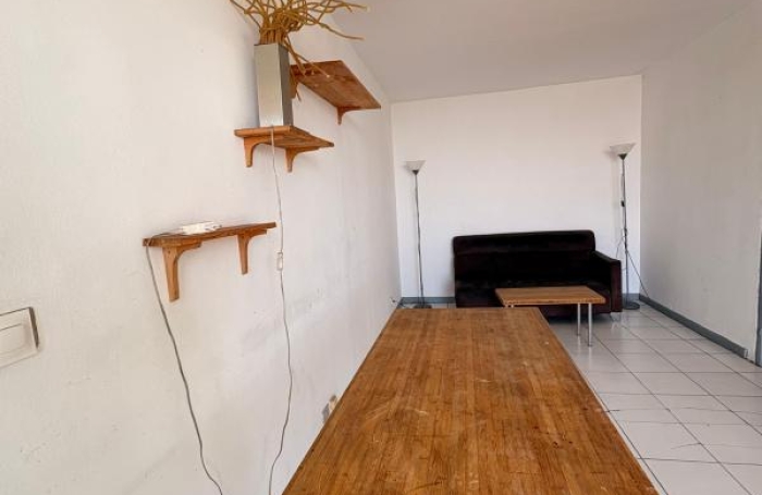 Vente Appartement 77m&sup2; 4 pièces Pointe-&agrave;-Pitre