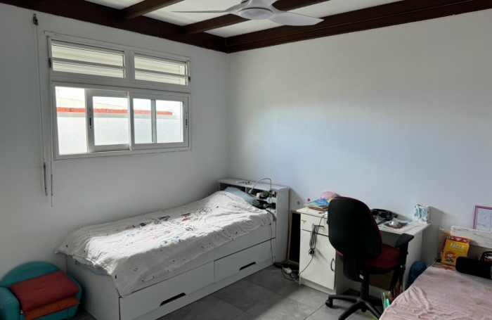 SAINT CLAUDE - Lot de 2 appartement T3 - Id&eacute;al investisseur