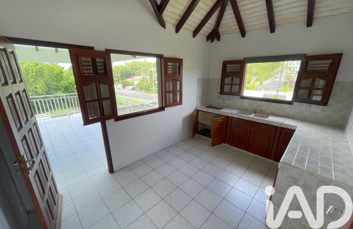 Vente Divers 117m&sup2; 5 pièces Petit-Canal