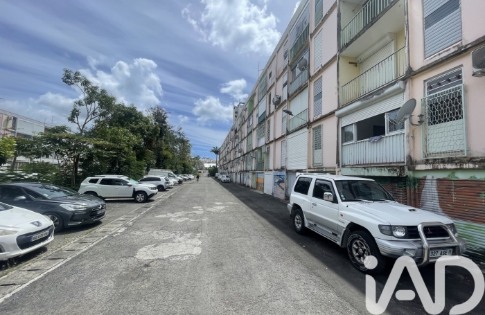 Vente Appartement 52m&sup2; 3 pièces Les Abymes