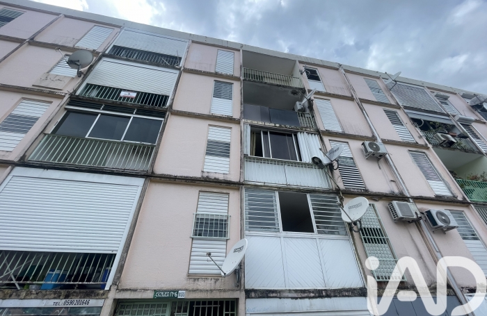 Vente Appartement 52m&sup2; 3 pièces Les Abymes
