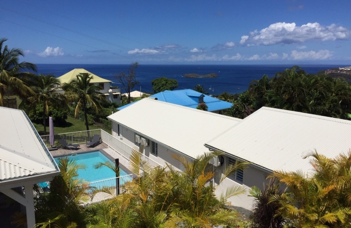 Vue mer | Piscine | Terrasse couverte -Villa T4 au Poirier, Bouillante