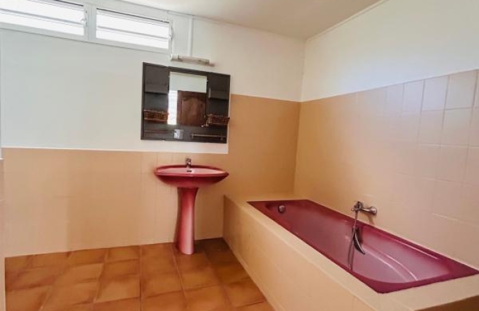 Location Maison 92m&sup2; 5 pièces Lamentin