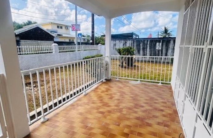 Location Maison 85.86m&sup2; 4 pièces Les Abymes