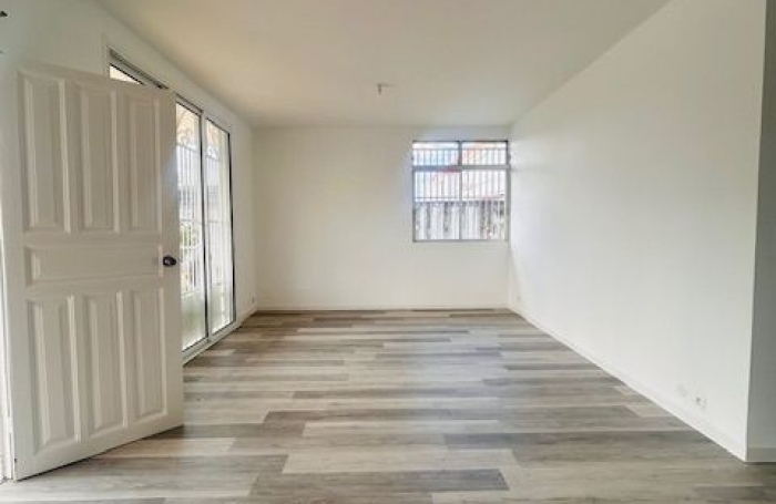 Location Maison 85.86m&sup2; 4 pièces Les Abymes