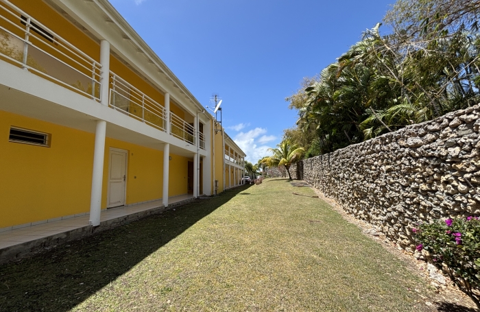 A Vendre  Appartement T3 avec piscine   Secteur recherch&eacute; de Gissac, Sainte-Anne