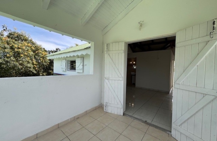 Appartement quatre pi&egrave;ces &agrave; Port-Louis LONGFORT Immobilier