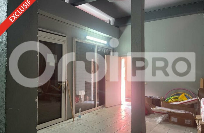 EN EXCLUSIVITE CHEZ ORPI BOUTAREL Achetez un immeuble commercial &agrave; pointe-&agrave;-pitre.