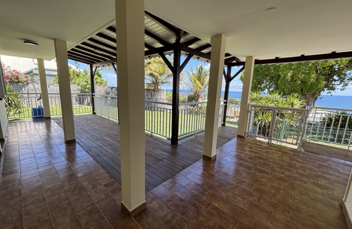 A LOUER - Villa F4 avec vue mer   Charme & authenticit&eacute; &agrave; Petit-Havre