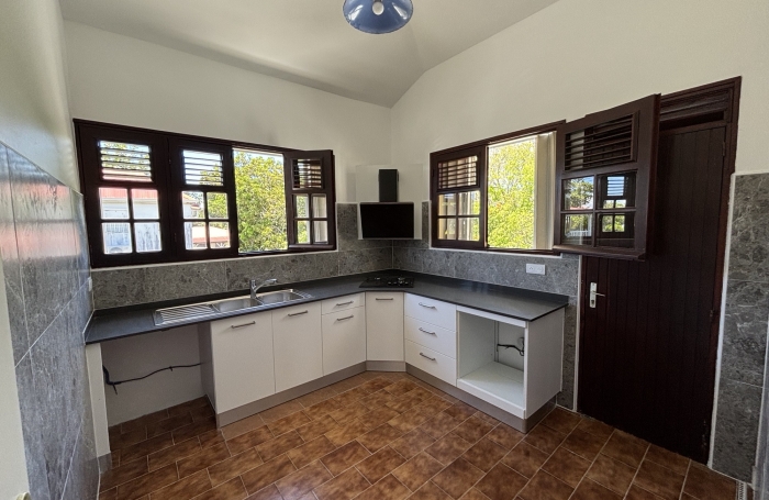 A LOUER - Villa F4 avec vue mer   Charme & authenticit&eacute; &agrave; Petit-Havre