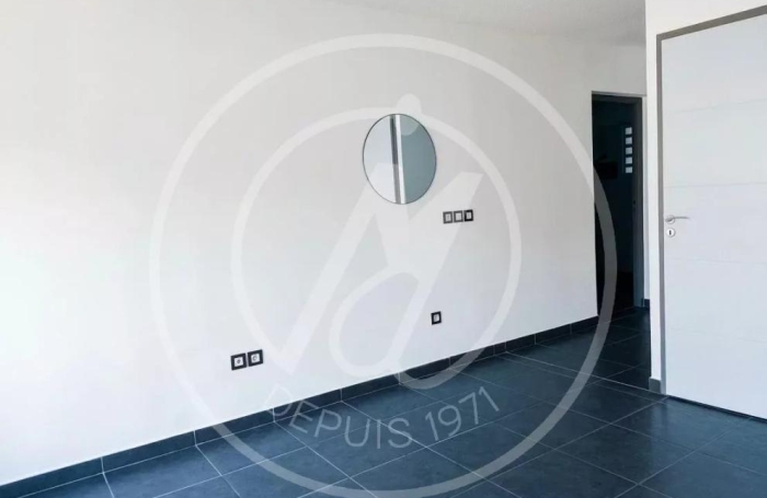 Vente Appartement 56.56m&sup2; 3 pièces Le Moule