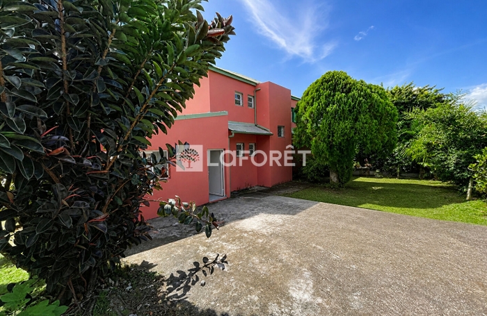 Location Bureaux 14m&sup2; Baie Mahault