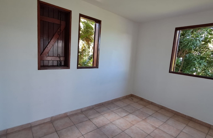 Appartement bas de villa T3 situ&eacute; dans le secteur de Pigeon, Bouillante