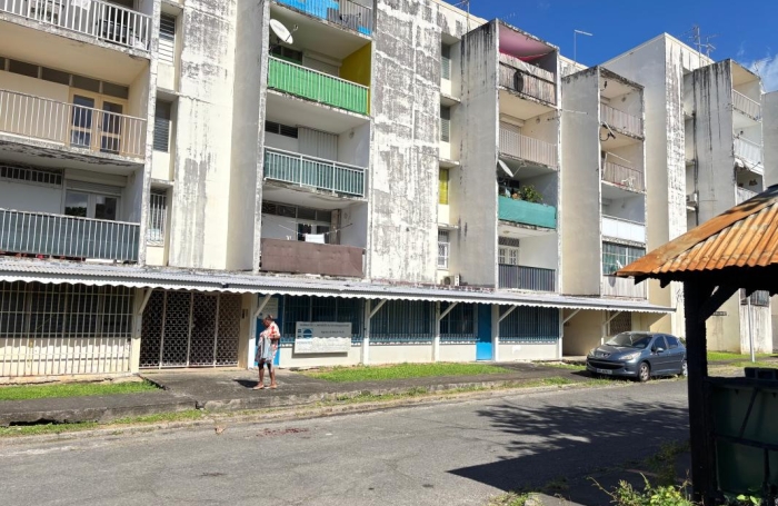 Vente Appartement 67.64m&sup2; 4 pièces Basse-Terre