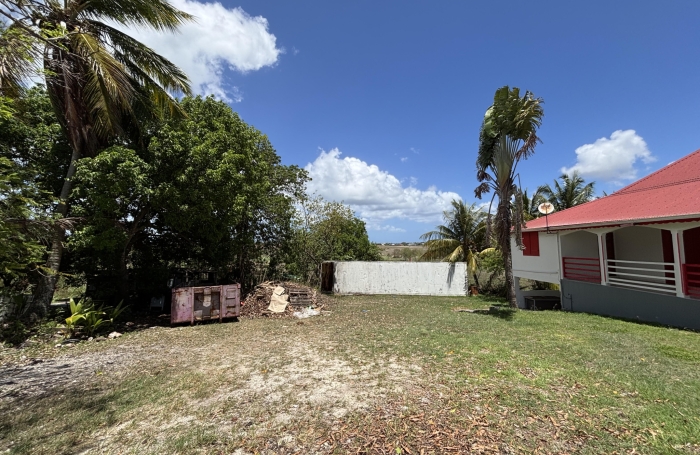 A VENDRE  Maison F3 + studio   Les Mangles, Petit-Canal