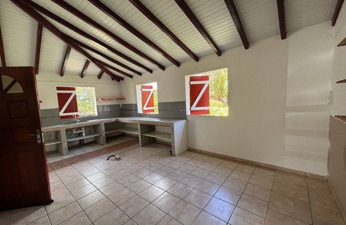 A VENDRE  Maison F3 + studio   Les Mangles, Petit-Canal