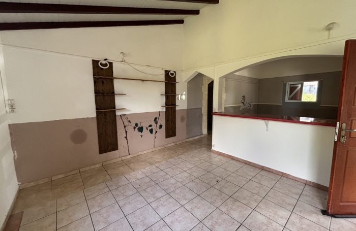 A VENDRE  Maison F3 + studio   Les Mangles, Petit-Canal