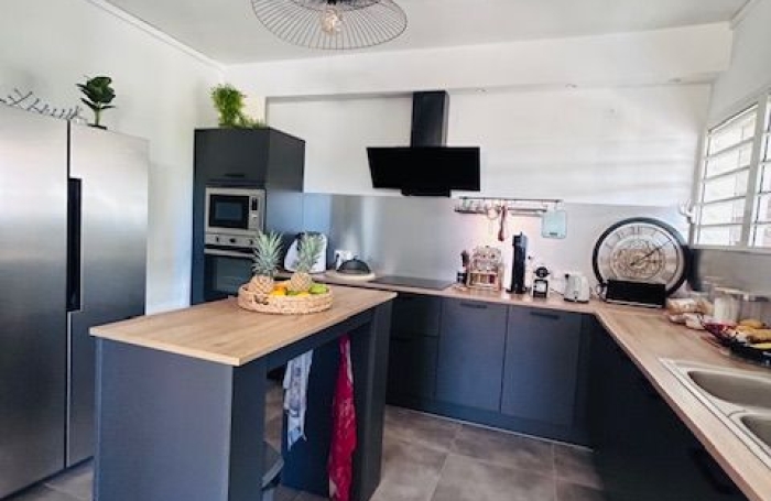 Location Appartement 100.37m&sup2; 4 pièces Petit-Bourg