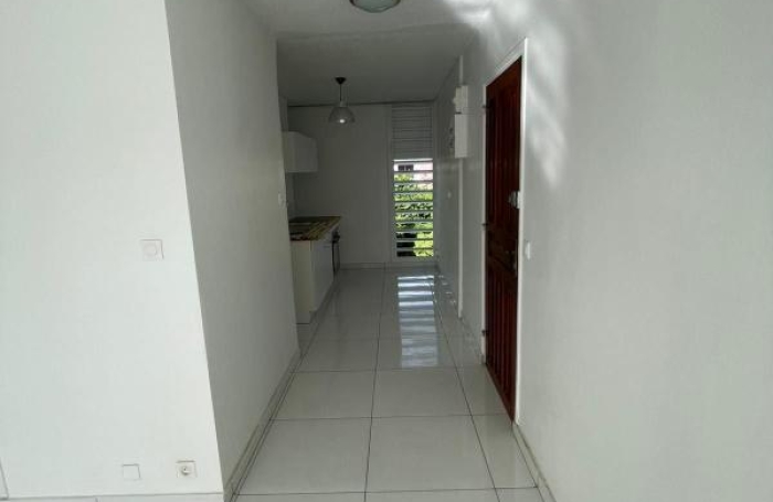 Vente Appartement 57m&sup2; 3 pièces Les Abymes