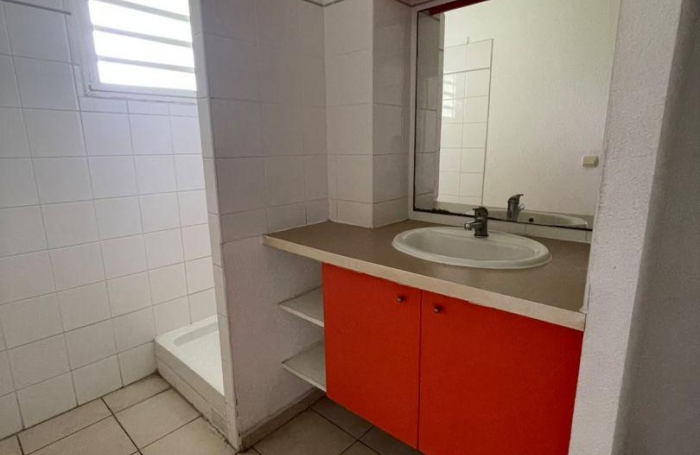 Vente Appartement 60m&sup2; 3 pièces Petit-Bourg