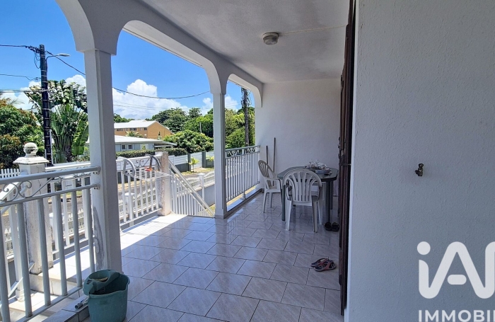 Vente Maison 131m&sup2; 6 pièces Gosier