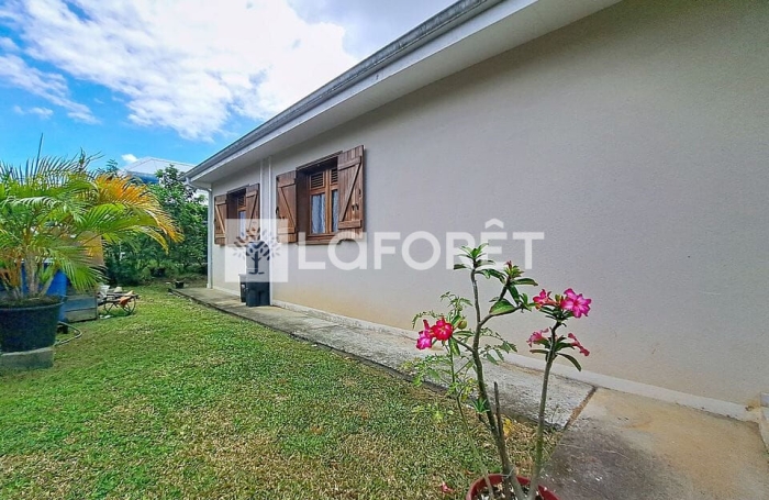 Vente Maison 90m&sup2; 4 pi&egrave;ces Lamentin
