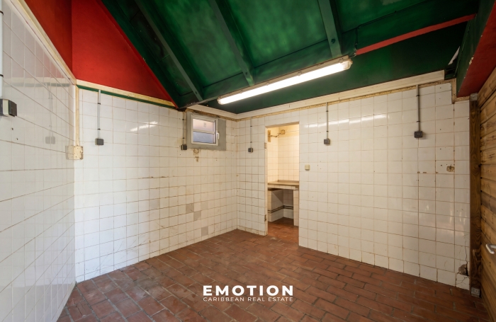 Local commercial 44 m2 - Le Gosier