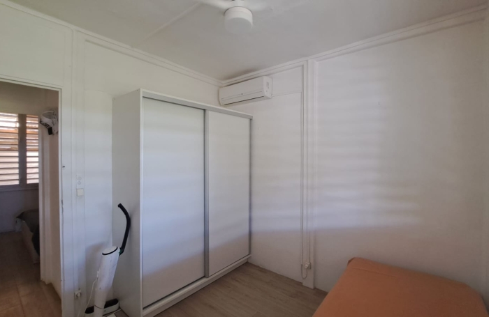 VILLA F5 MEUBLE AVEC PISCINE ET VUE MER