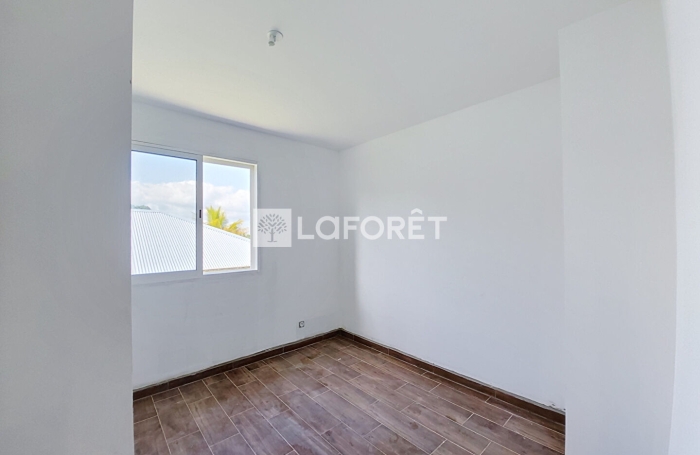 Vente Maison 66m&sup2; 4 pi&egrave;ces Petit-Bourg