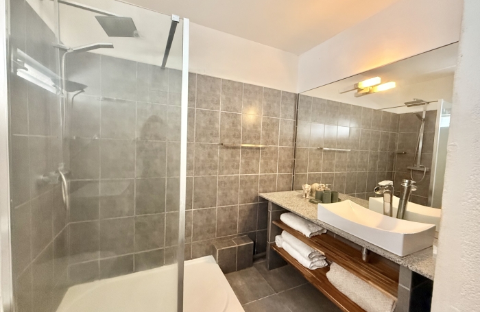 STUDIO - MARINA BAS DU FORT - TOUTES CHARGES INCUSES - CITERNE - RESIDENCE AVEC PISCINE