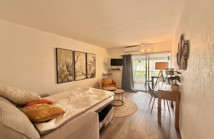 STUDIO - MARINA BAS DU FORT - TOUTES CHARGES INCUSES - CITERNE - RESIDENCE AVEC PISCINE