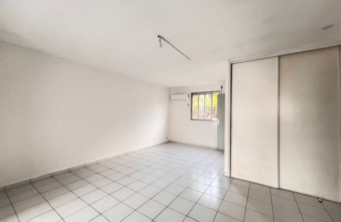 Studio &agrave; Baie-Mahault - LONGFORT IMMOBILIER