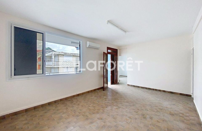 Location Maison 92.3m&sup2; 5 pi&egrave;ces Les Abymes
