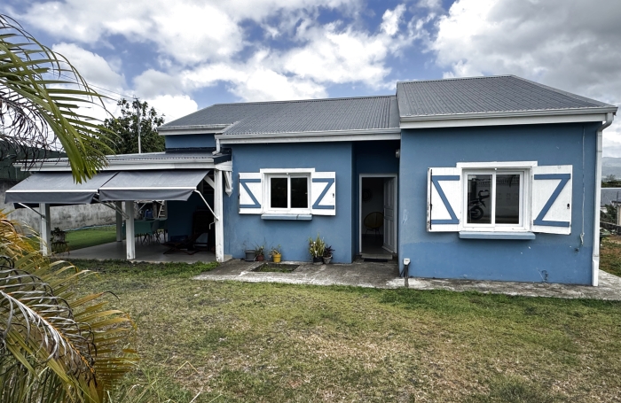 Charmante villa de 4 pi&egrave;ces en vente au Lamentin