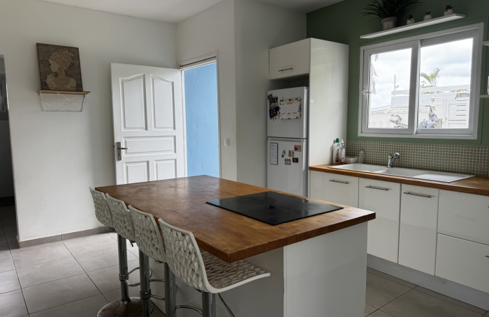 Charmante villa de 4 pi&egrave;ces en vente au Lamentin