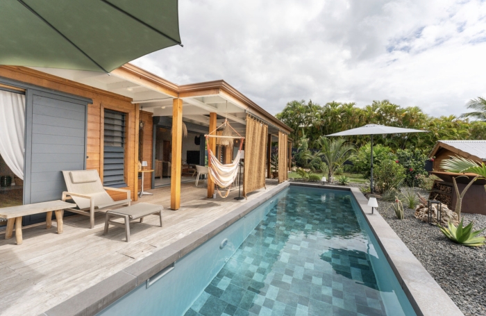 Ensemble immobilier de deux villas avec piscines - Forte rentabilit&eacute; locative