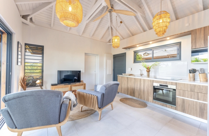 Villa moderne avec piscine   56 m2   Id&eacute;ale investissement ou pied-&agrave;-terre
