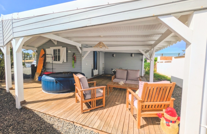 EXCLUSIVIT&Eacute;   VILLA CREOLE 3 CHAMBRES AVEC JACUZZI - LE MOULE
