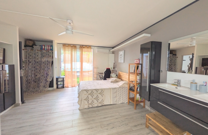 VILLA MODERNE 3 CHAMBRES PISCINE GISSAC