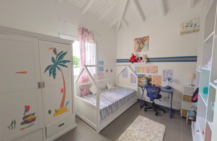 VILLA MODERNE 3 CHAMBRES PISCINE GISSAC