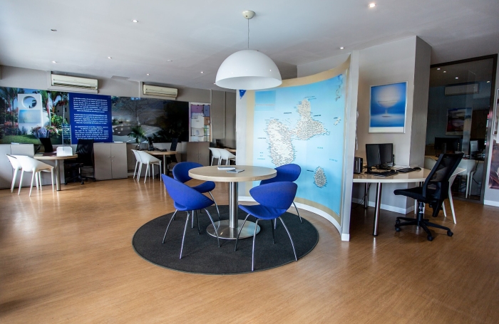 Location Local commercial 121m&sup2; Baie Mahault