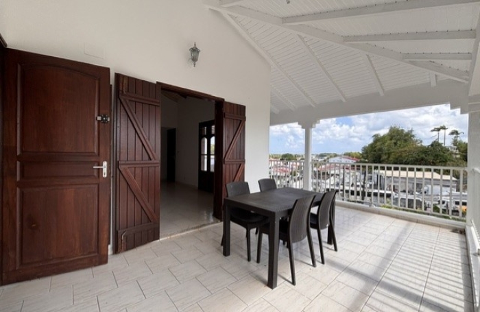 Coup de coeur aux Abymes avec votre agence LONGFORT Immobilier