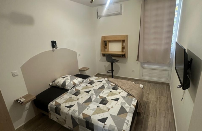 A LOUER -  Appartement F5 meubl&eacute;   R&eacute;sidence aux Abymes