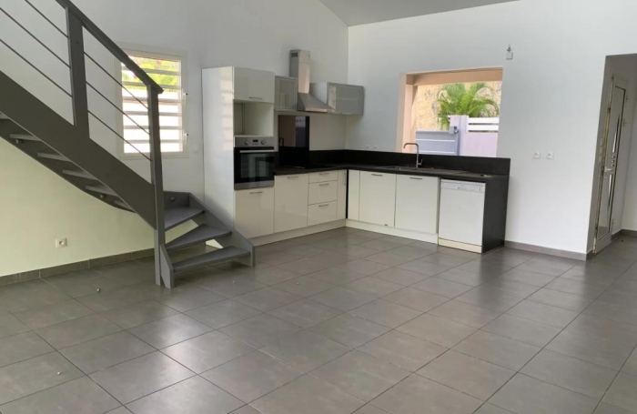Location Maison 144.25m&sup2; 5 pièces Gosier