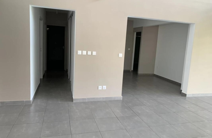 Location Maison 144.25m&sup2; 5 pièces Gosier