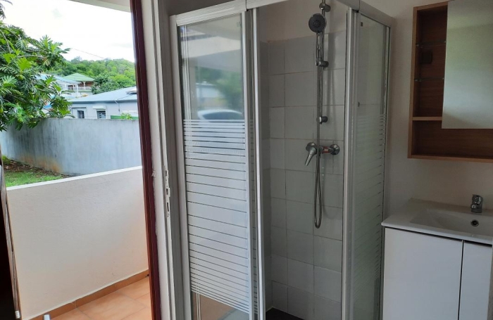 Location Appartement 36.59m&sup2; 1 pièce Les Abymes