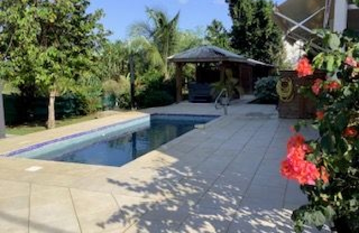 Vente Immeuble 336.7m&sup2; 20 pièces Sainte Rose