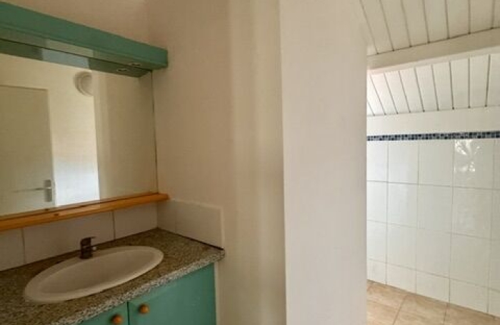 Vente Appartement 66m&sup2; 3 pièces Gourbeyre